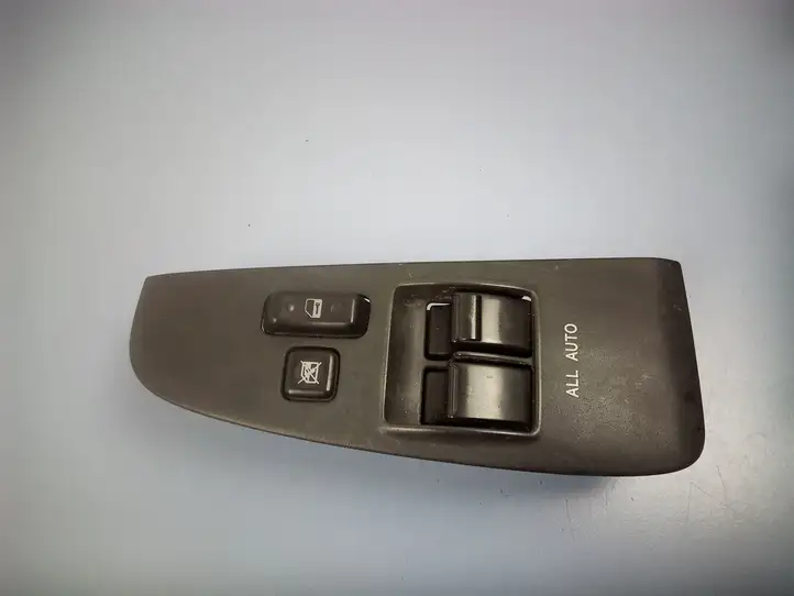 Toyota Avensis T250 (2006 - 2009) 8482005110 Блок кнопок стеклоподъемников — фото 1
