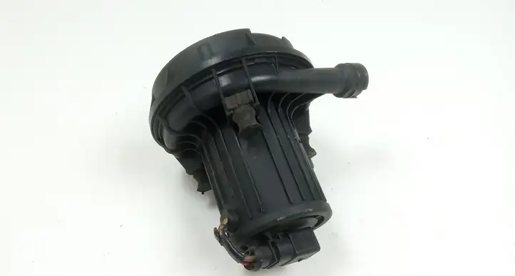 Audi A3/S3 8L (2000 - 2003) 06A959253B Насос вторичного воздуха — фото 3