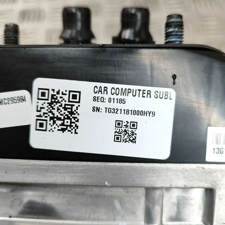 Tesla Model 3 (2017 - 2023)  156678681C Другие приборы