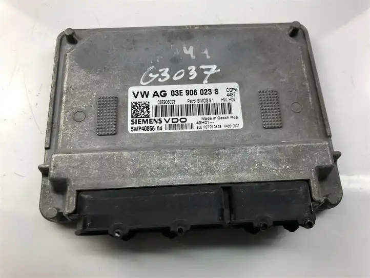Skoda Roomster (5J) (2006 - 2010) 03E906023S Прочие блоки управления — фото 3