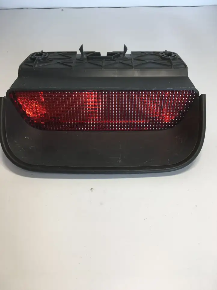 Honda CR-V (2006 - 2009) P6939 Дополнительный стоп фонарь — фото 1