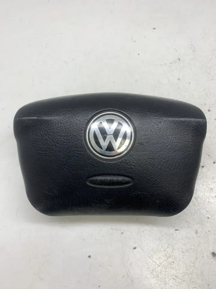 Volkswagen Golf IV (1998 - 2005) Подушка безопасности руля — фото 1