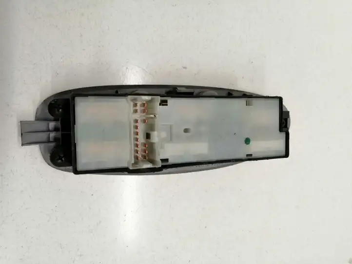 Nissan Almera (2000 - 2006) 80961BU400 Блок кнопок стеклоподъемников — фото 2