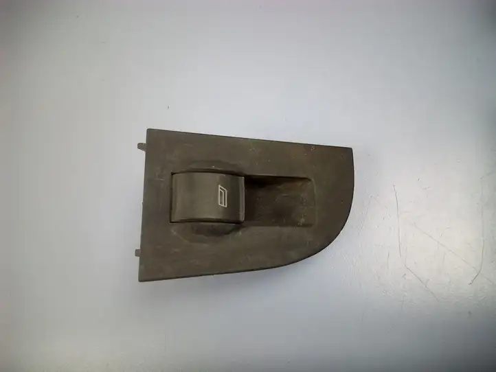 Audi A6 S6 C5 4B (2001 - 2004) 4B0959855 Кнопка стеклоподъемников — фото 1