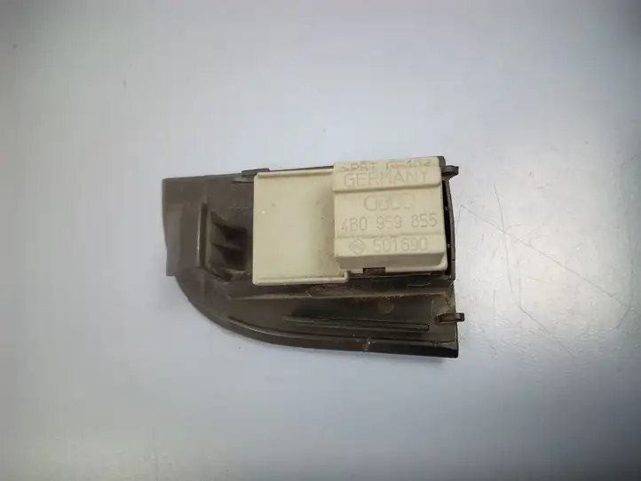 Audi A6 S6 C5 4B (2001 - 2004) 4B0959855 Кнопка стеклоподъемников — фото 2