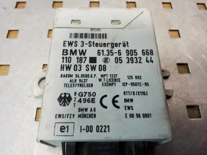 BMW 5 E39 (1996 - 2003) 61356905668 Блок иммобилайзера — фото 3