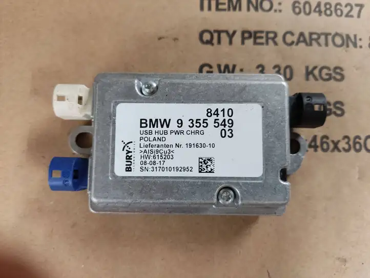 BMW X6 F16 (2014 - 2017) 9355549 USB модуль — фото 2