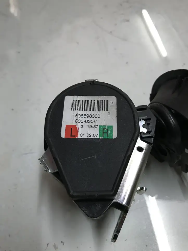 Audi Q7 4L (2005 - 2009) 606898300 Ремень безопасности 3-го ряда — фото 1