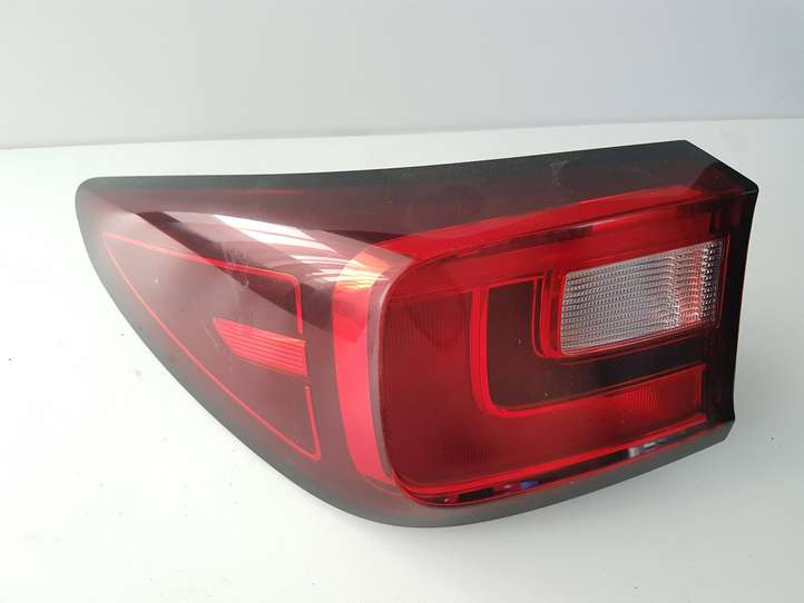 MG ZS (2016 - )  10293791 Задний фонарь в кузове