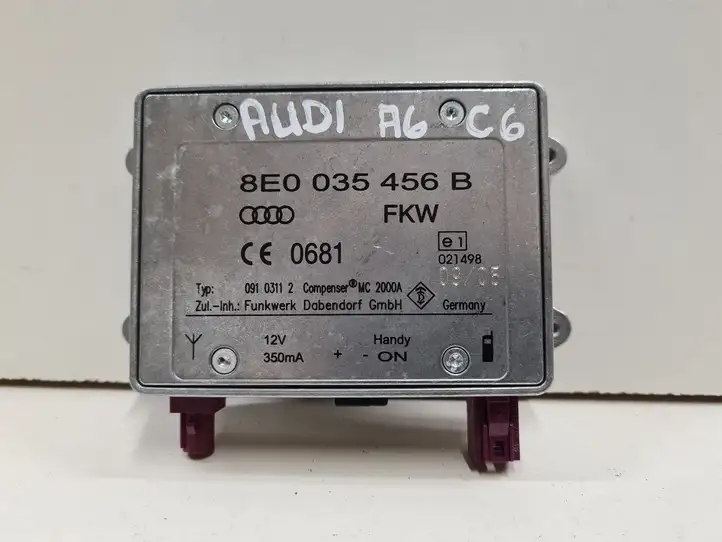 Audi A6 S6 C6 4F (2004 - 2008) 8E0035456B Усилитель антенны — фото 1