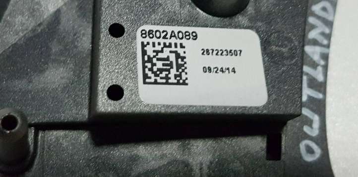 Mitsubishi Outlander (2014 - 2016)  8602A089 Кнопки рулевого колеса
