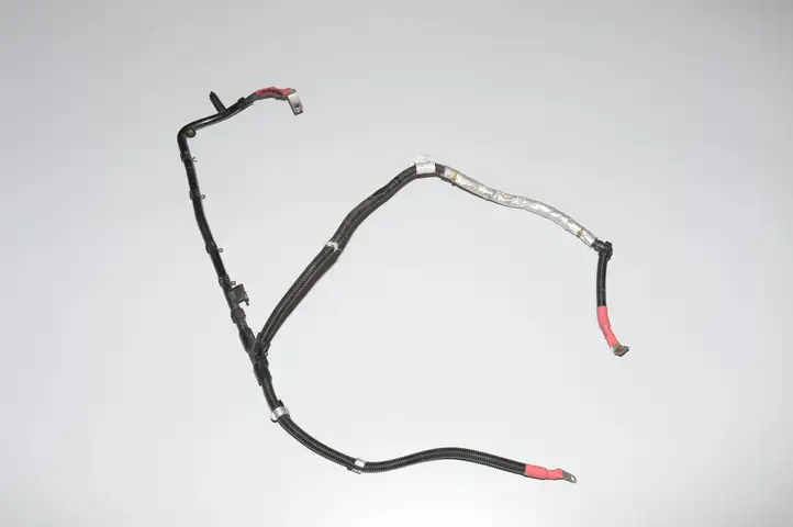 BMW 3 F30 F35 F31 (2012 - 2018) 7823309 Плюсовой провод аккумулятора — фото 3
