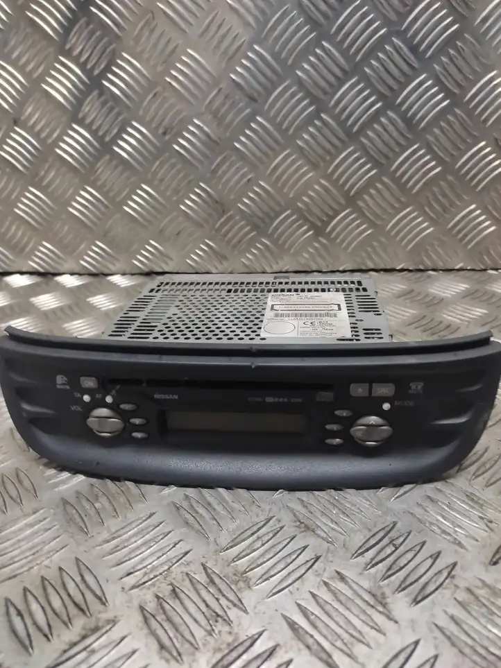 Nissan Almera (2000 - 2006) 28185BU007 Магнитола / мультимедийная система — фото 1