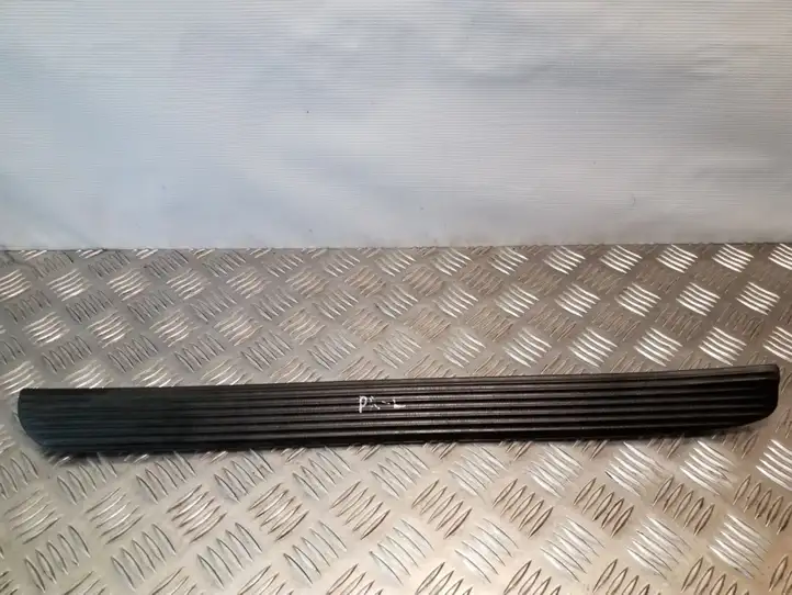 Nissan Almera (2000 - 2006) 769B1BU000 Внутренняя отделка переднего порога — фото 3