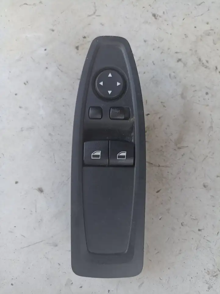 BMW 1 F20 F21 (2011 - 2019) 9226269 Блок кнопок стеклоподъемников — фото 1