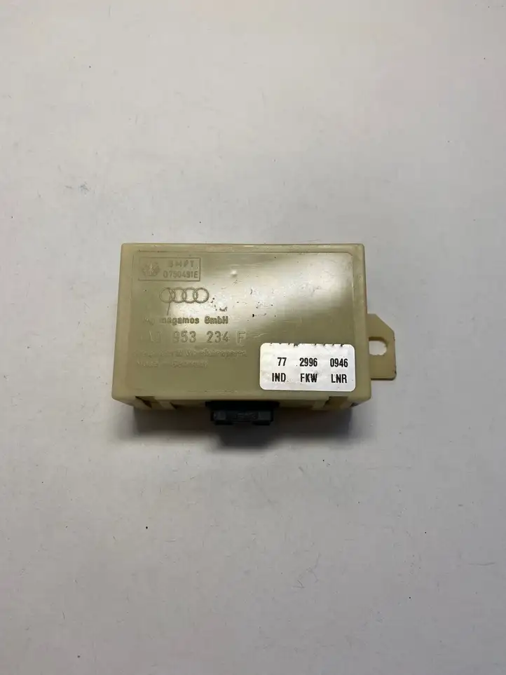 Audi A4 S4 B5 8D (1999 - 2001) 4A0953234F Блок иммобилайзера — фото 1