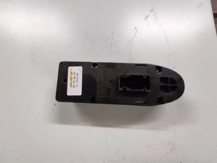 BMW X5 E70 (2006 - 2013) 9122121 Кнопка стеклоподъемников — фото 3