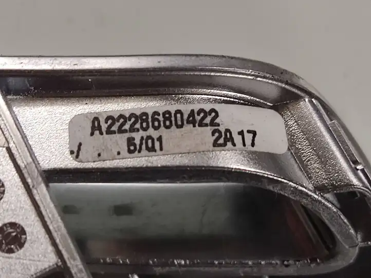 Mercedes-Benz S W222 (2013 - ) A2228680422 Прочая отделка задней двери — фото 2