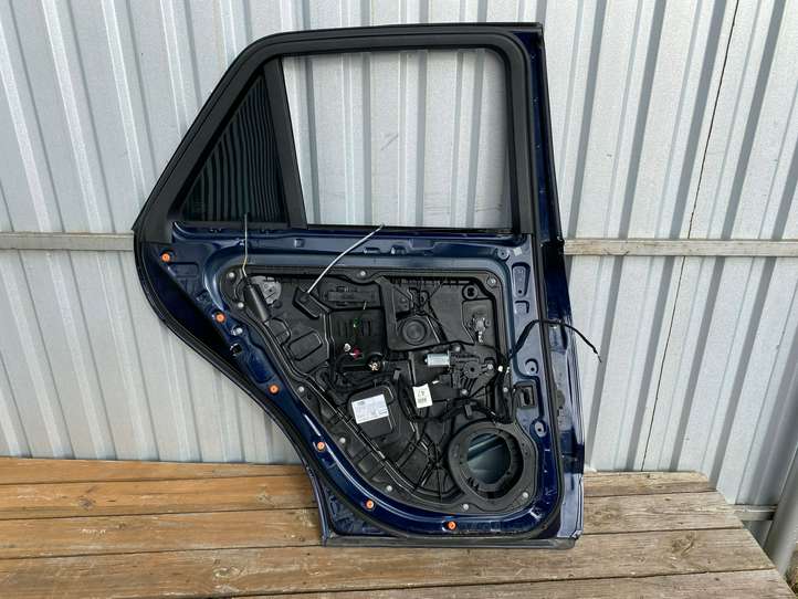 Mercedes-Benz GLE W166/C292 (2015 - 2019)  A1668202102 Задняя дверь