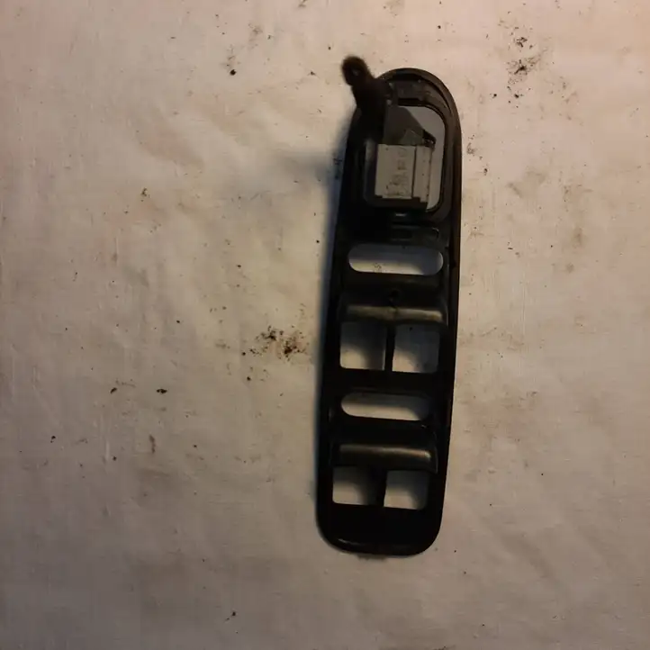Seat Toledo II (1M) (1998 - 2006) 1M0857163B Прочие детали салона — фото 4