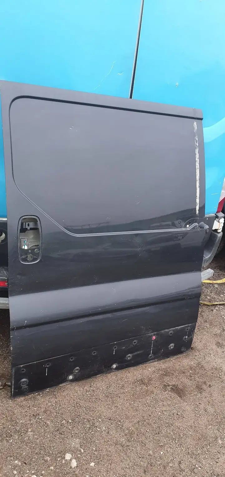Renault Trafic II (X83) (2002 - 2014) Боковая раздвижная дверь — фото 1