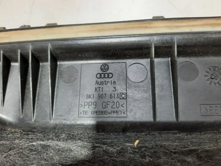 Audi A5 8T 8F (2007 - 2011) 8K1907613C Крышка ящика предохранителей — фото 3