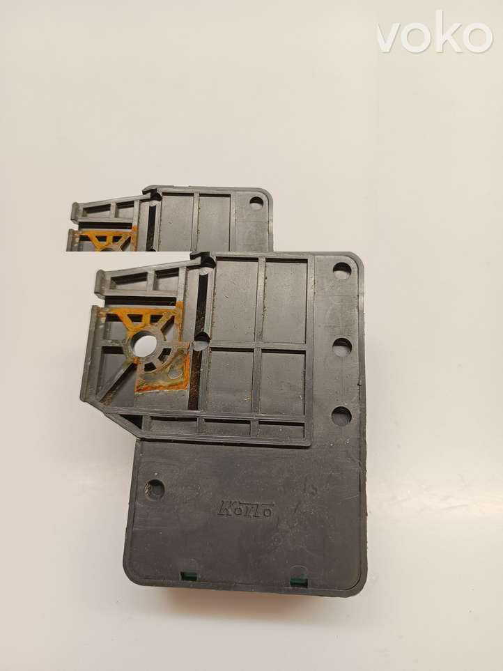 Subaru Forester SG (2003 - 2005)  3300120517 Реле стеклоочистителей
