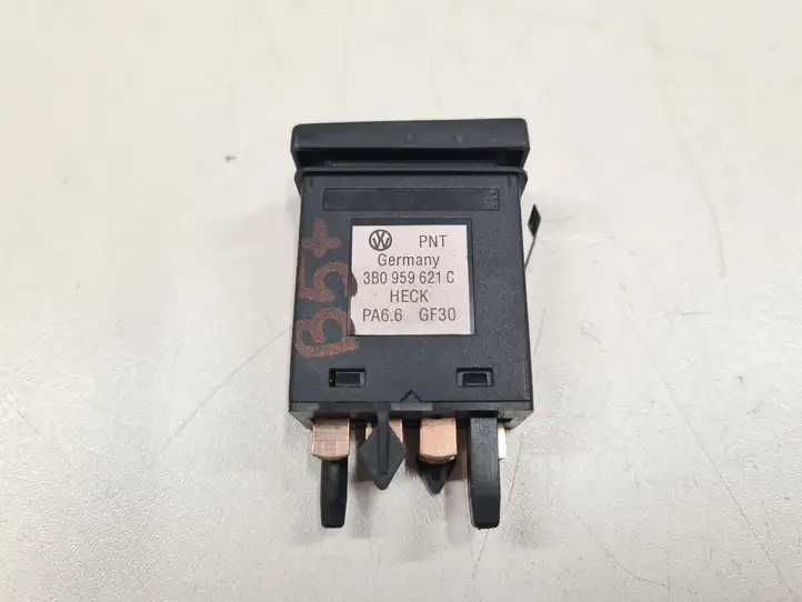 Volkswagen PASSAT B5.5 (2001 - 2005) 3B0959621C Кнопка обогрева стекла — фото 2