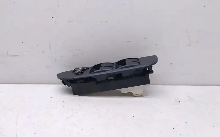 Toyota RAV 4 (XA20) (2000 - 2005) 8482042130 Блок кнопок стеклоподъемников — фото 1