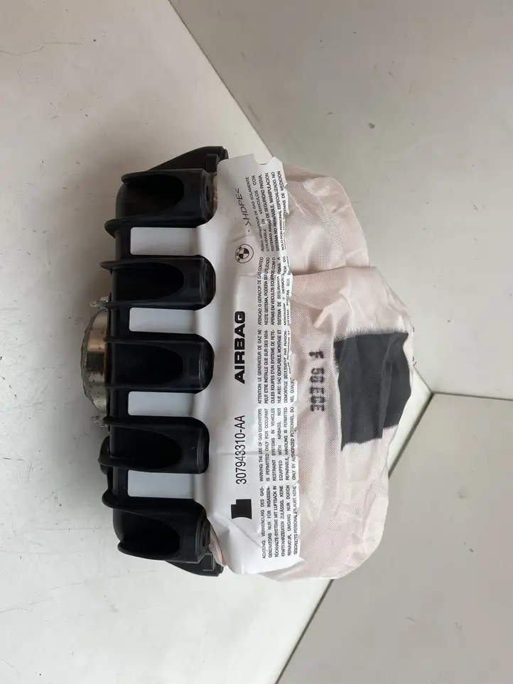 BMW 2 F46 (2015 - ) 680320101 Подушка безопасности пассажира — фото 2