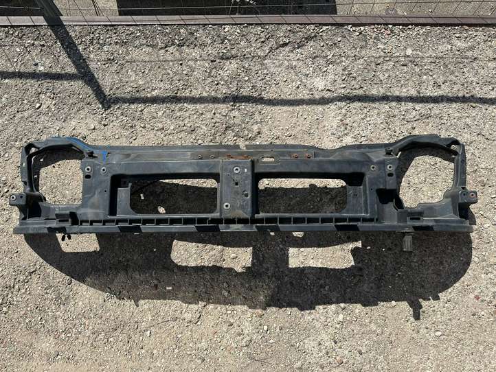 Renault Trafic II (X83) (2002 - 2014)  8200411918E Панель