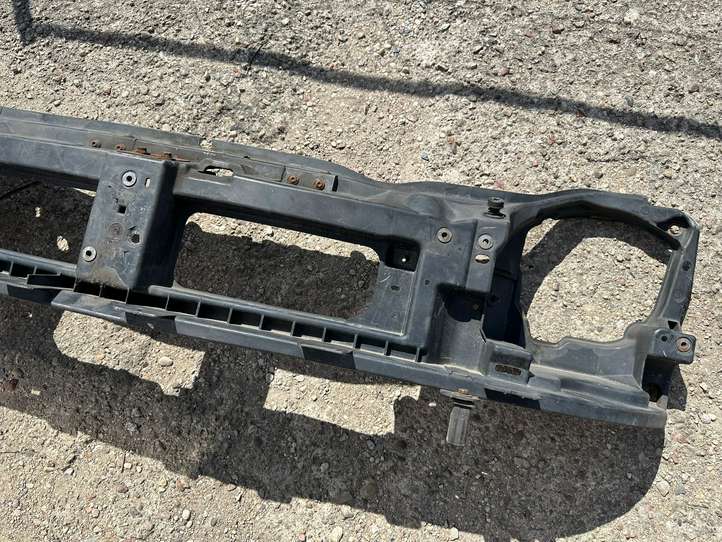 Renault Trafic II (X83) (2002 - 2014)  8200411918E Панель