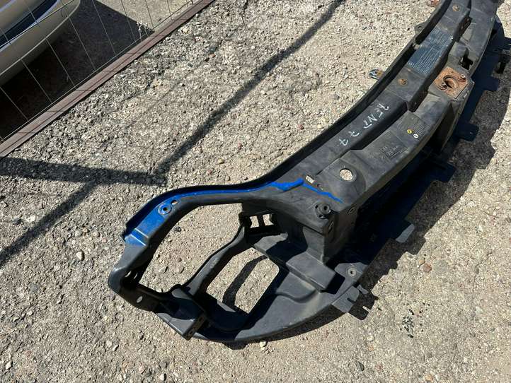 Renault Trafic II (X83) (2002 - 2014)  8200411918E Панель