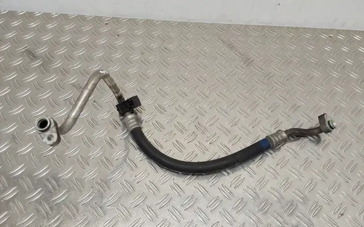 Toyota Avensis T270 (2009 - 2012) 8870405380 Трубки и шланги кондиционера — фото 2