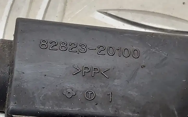 Toyota Avensis T270 (2009 - 2012) 8282320100 Плюсовой провод аккумулятора — фото 2