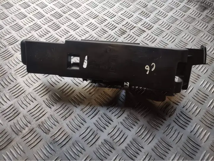 Audi A6 S6 C6 4F (2004 - 2008) 4F0011215B Ящик для инструментов — фото 10
