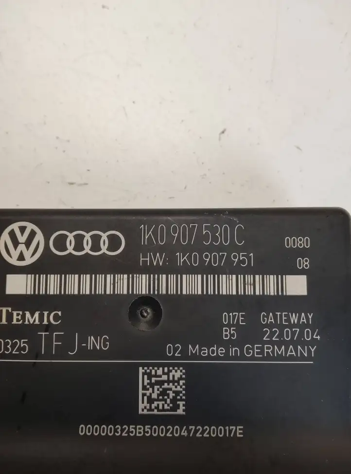 Volkswagen Touran I (2003 - 2010) 1K0907530C Модуль Gateway — фото 6