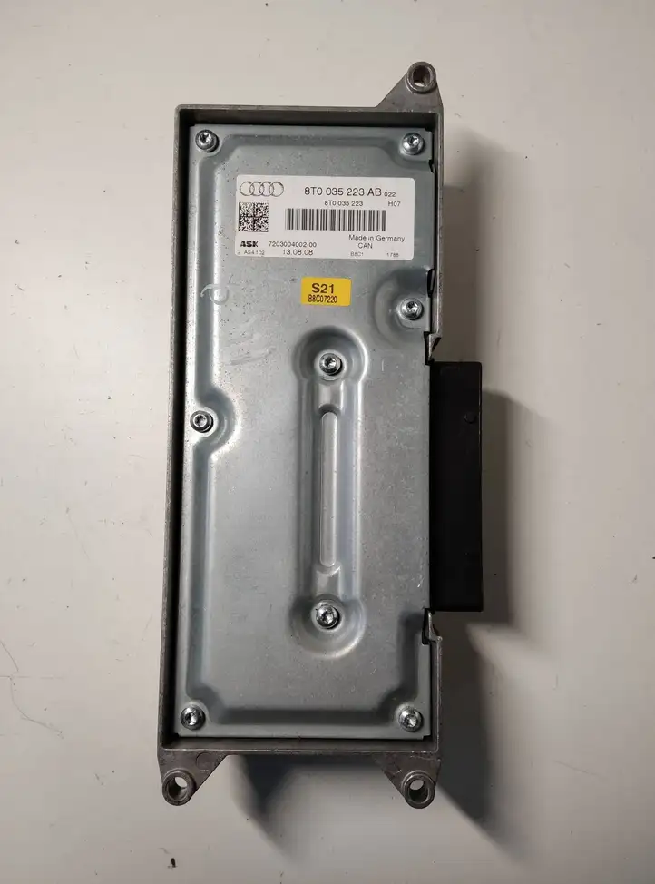 Audi A4 S4 B8 8K (2007 - 2011) 8T0035223AB Усилитель звука — фото 3