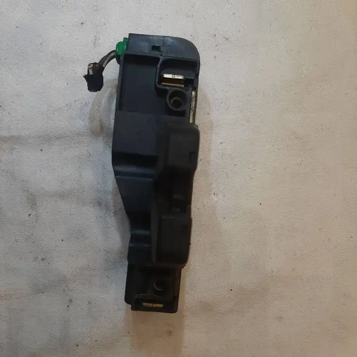 Citroen Xsara Picasso (1999 - 2012) 9633089280 Замок крышки багажника — фото 3