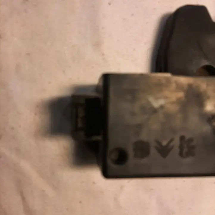 Citroen Xsara Picasso (1999 - 2012) 9633089280 Замок крышки багажника — фото 4