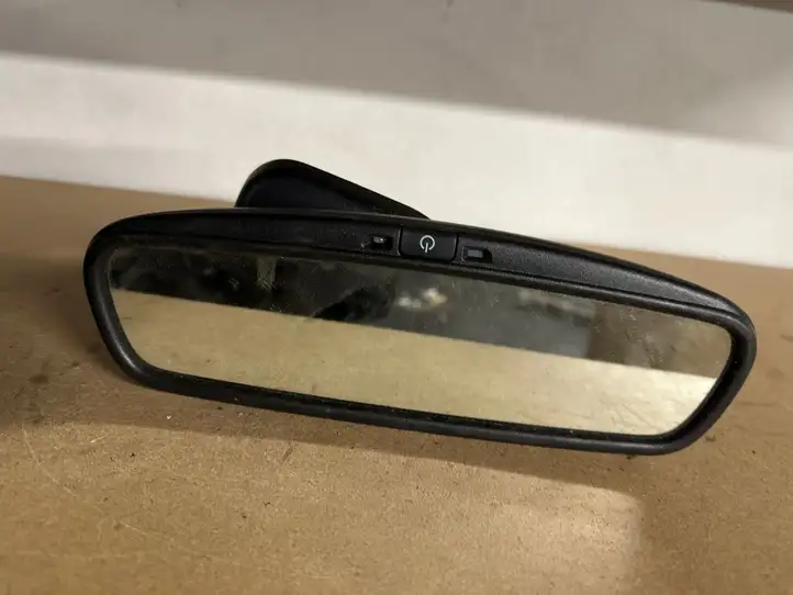 Toyota Corolla Verso AR10 (2004 - 2009) 8781005042 Салонное зеркало заднего вида — фото 1