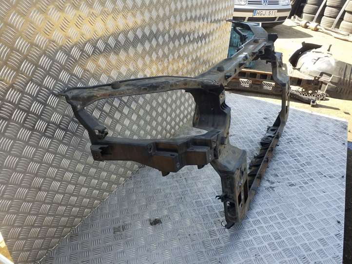 Kia Sorento (2009 - 2014)  641012P000 Панель