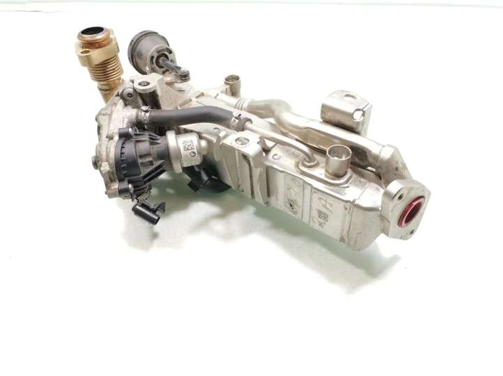BMW 3 F30 F35 F31 (2012 - 2018)  8477659 Охладитель EGR