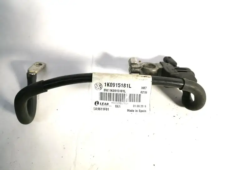 Audi A3/S3 8P (2008 - 2013) 1K0915181L Минусовой провод аккумулятора — фото 1