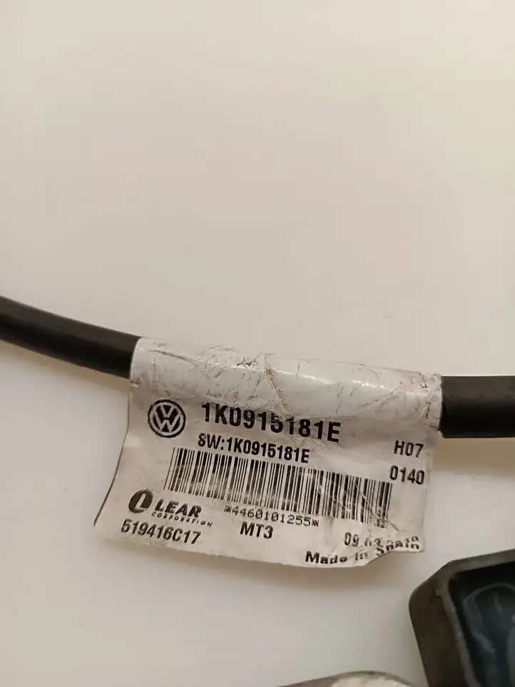 Audi A3/S3 8P (2008 - 2013) 1K0915181E Минусовой провод аккумулятора — фото 4