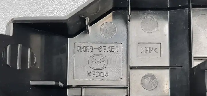 Mazda 6 (2012 - 2015) K7005 Клеммный узел плюсовых проводов — фото 2