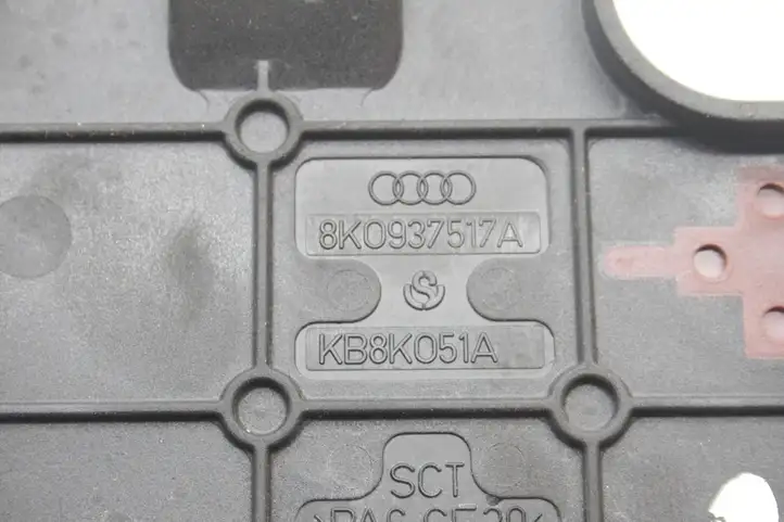 Audi A5 8T 8F (2007 - 2011) 8K0937517A Клеммный узел плюсовых проводов — фото 4