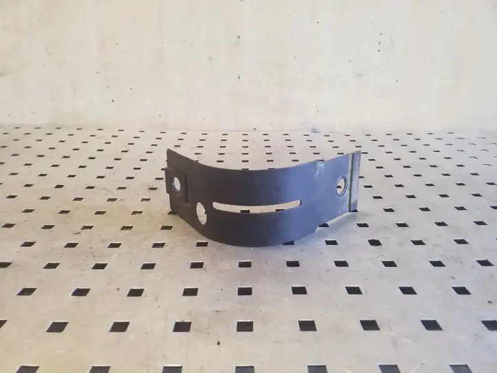 Jaguar XJ X351 (2009 - 2019)   Другая деталь отсека двигателя