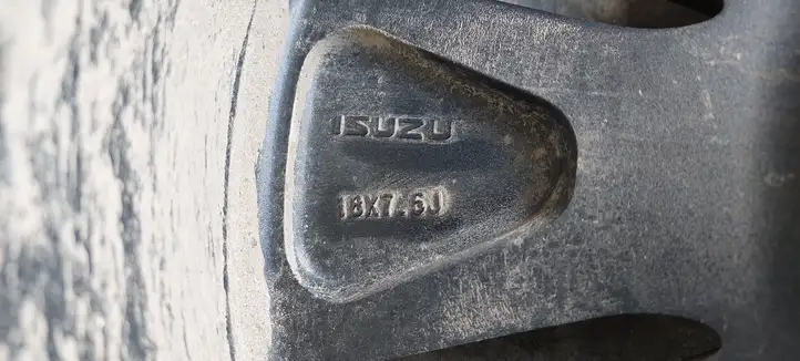 Isuzu D-Max (2019 - ) 8975274920 Легкосплавный колесный диск R18 — фото 12