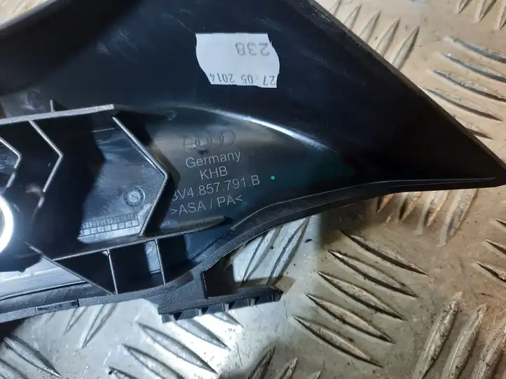 Audi A3/S3 8V (2012 - 2016) 8V4857791B Накладка ремня безопасности — фото 2